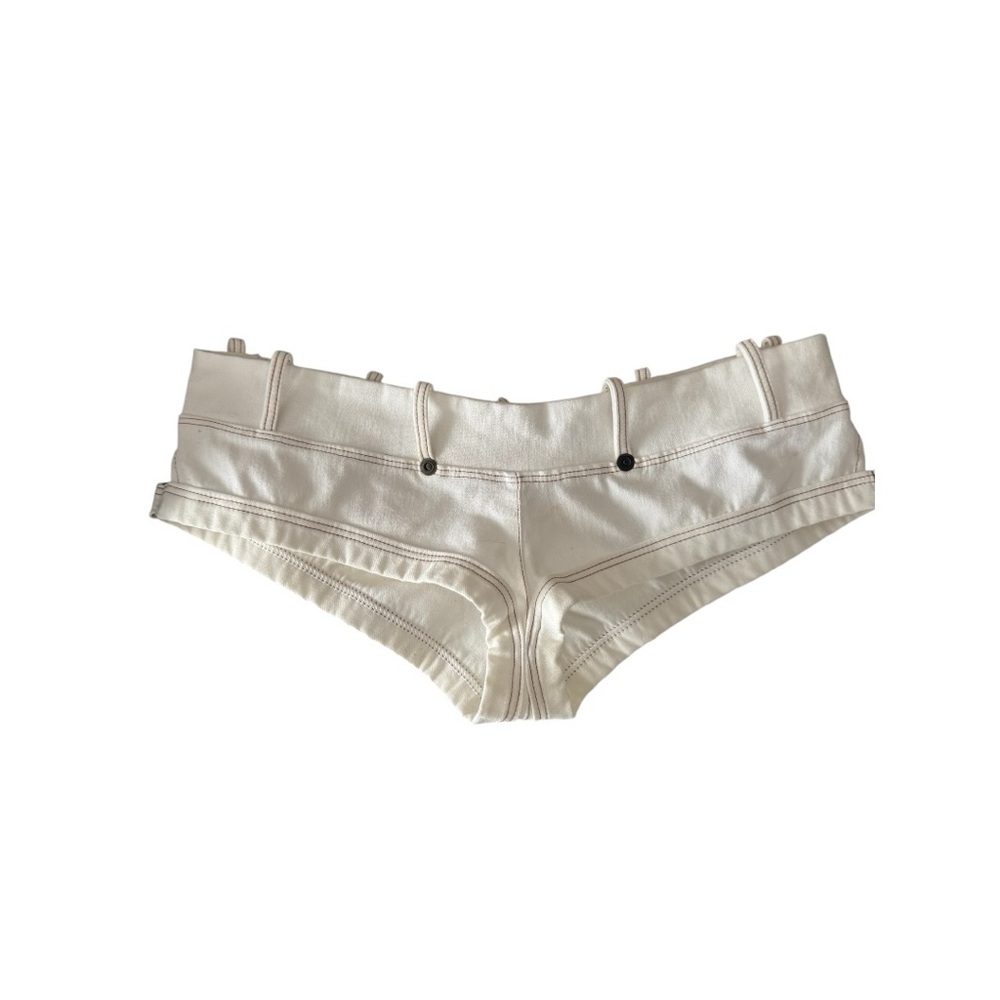 Women's Cream Shorts